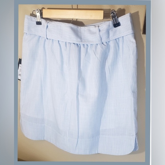 Nicole Miller Chambray/White Stripe Tie Front and working pockets Skirt NWT - Picture 2 of 6
